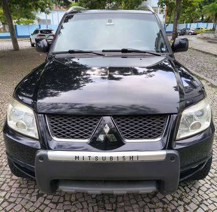 MITSUBISHI PAJERO TR4 2.0 4X4 16V 140CV FLEX 4P AUTOMÁTICO MITSUBISHI PAJERO TR4 2.0 4X4 16V 140CV FLEX 4P AUTOMÁTICO